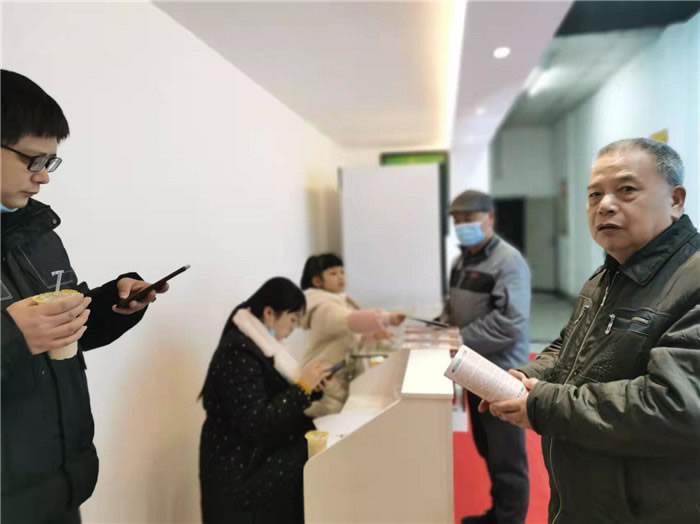 四川中青旅綿陽分社、綿陽市中旅假日旅行社、綿陽自來文化傳播有限公司24H自助售貨服務盛大開業(yè)