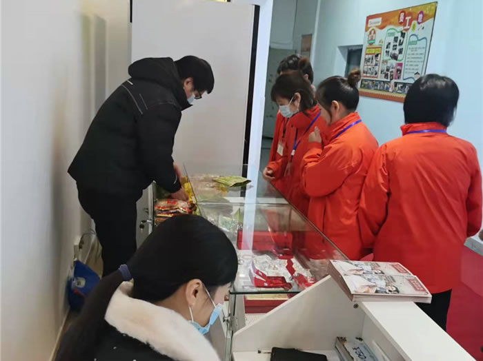 四川中青旅綿陽分社、綿陽市中旅假日旅行社、綿陽自來文化傳播有限公司24H自助售貨服務盛大開業(yè)